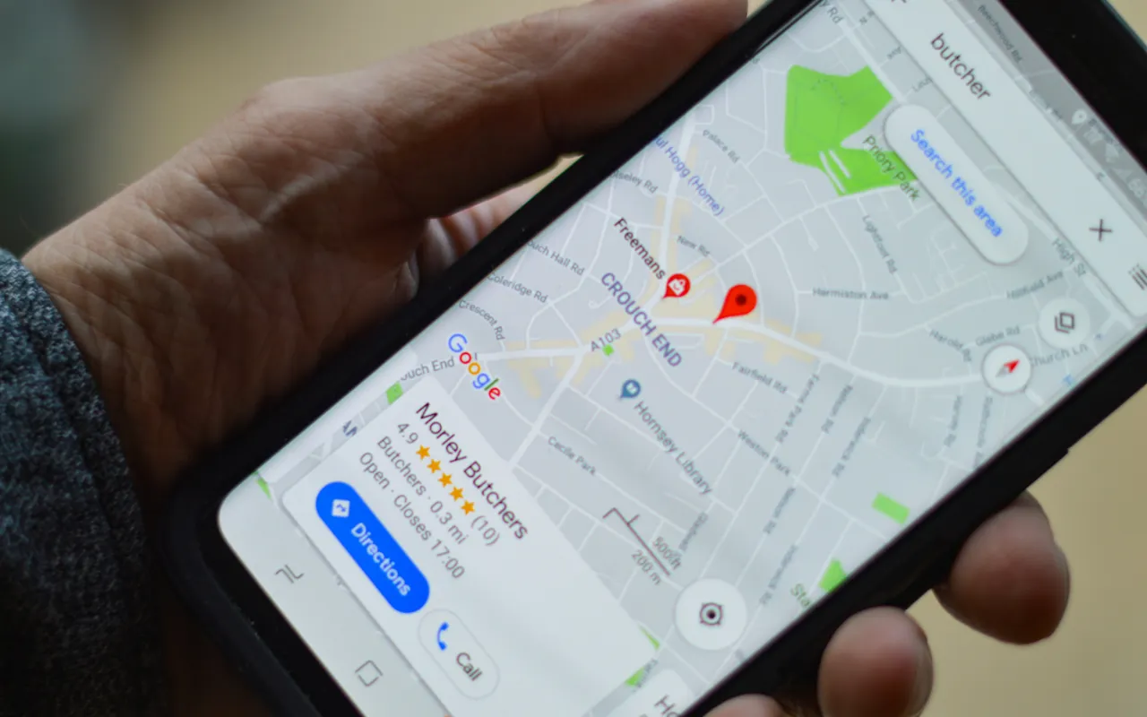 Réseaux Sociaux & SEO Local : Le Duo Gagnant pour Votre Visibilité de Proximité